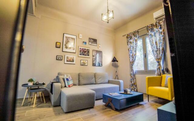 D16 Athens Apartment - 5' mins to Petralona Metro