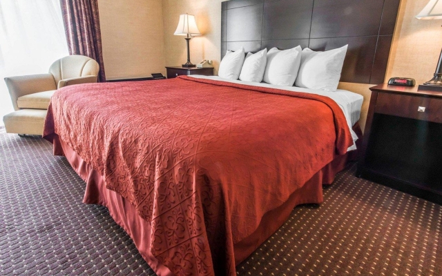 Comfort Suites Bethlehem Near Lehigh University and LVI Airport