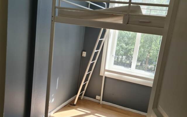 S12 2nd Floor Room in Elegant Apartment