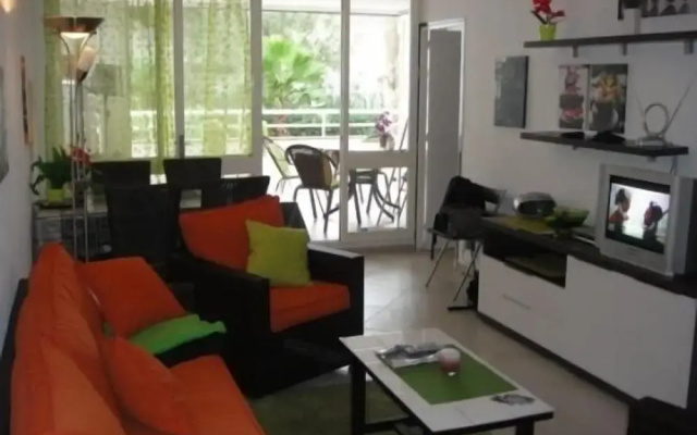 Apartamento Politur J-18
