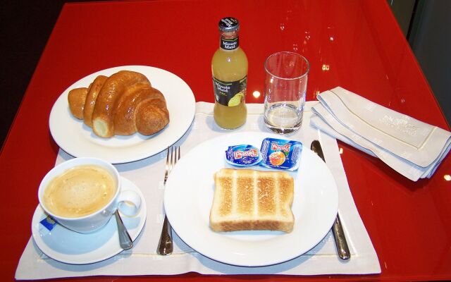 Washington Parquesol Suites & Hotel