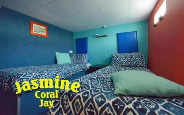 Jasmine Coral Jay Boutique Botel