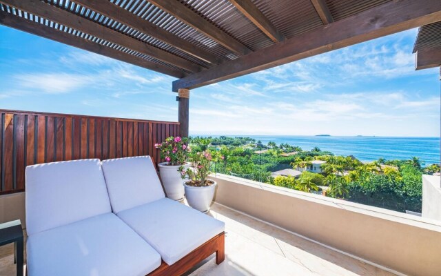 Sunny Vacation Condo 8