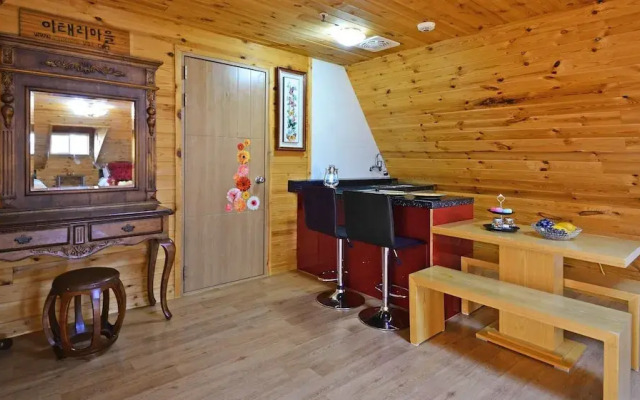 Gyeongju Euro Vill Spa Pension