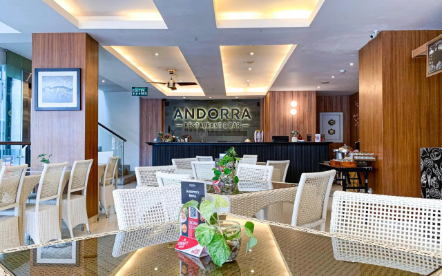 Pyrenees Jogja Hotel
