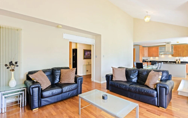 Britannia Penthouse
