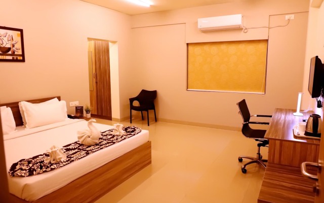 Downtown Business Hotel