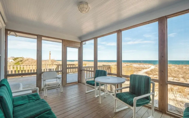 The Caroline by Topsail Realty