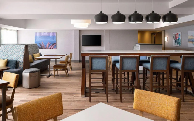 Hampton Inn San Diego Del Mar