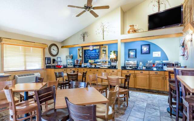 AmericInn by Wyndham Virginia