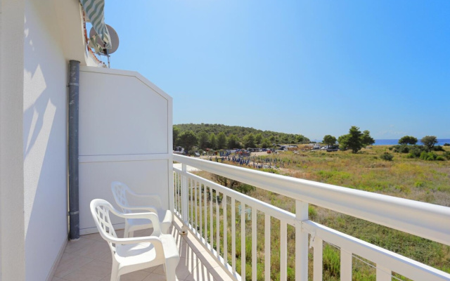 Apartment Lias 2 - with restaurant: A10 drugi kat Rogoznica, Riviera Sibenik