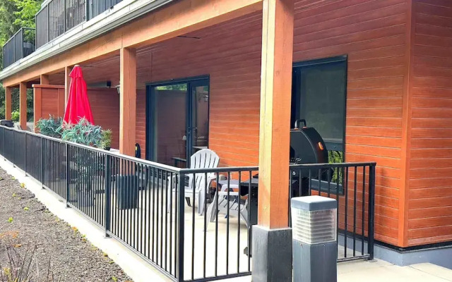 Al's Escape by Revelstoke Vacations