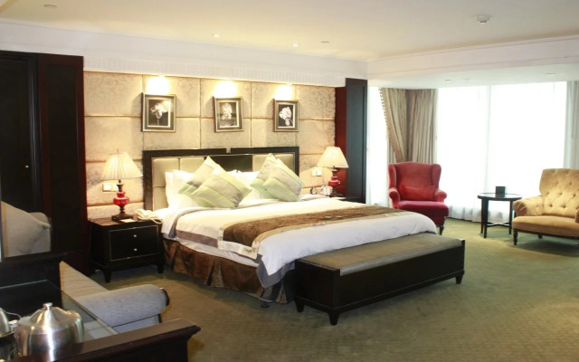 Royal Mediterranean Hotel