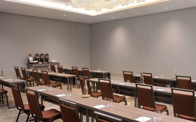 Hilton Garden Inn Grapevine at Silverlake Crossing