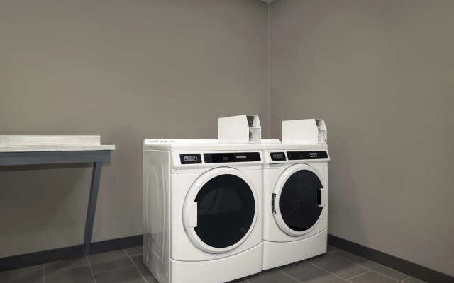 Hampton Inn Midland, On