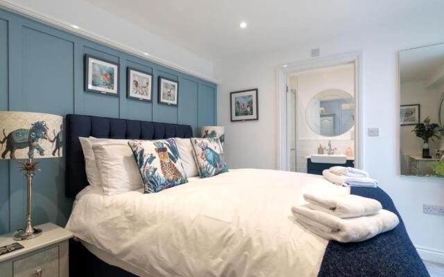 Stunning 2 Bed in the Heart of Cheltenham!