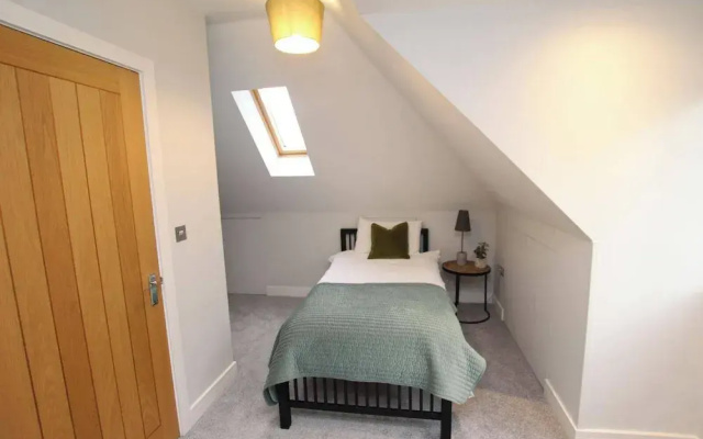 Essex Luxury Retreat With 6 Bedrooms