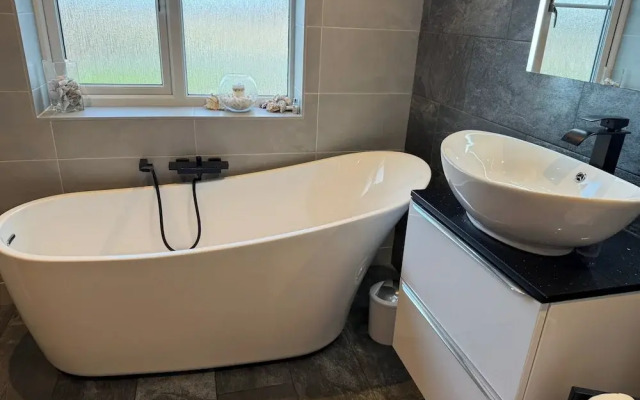 5-bedroom Family Holiday Home Sleeps 7 Garden Parking Pet Friendly North Wales