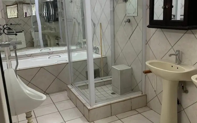 Saba Saba Guest House