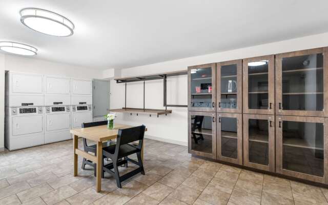Sonesta Simply Suites Austin South