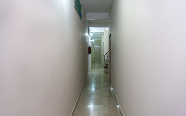 OYO 15477 New Royal Inn