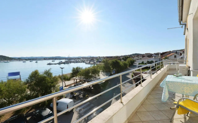 Apartman Rašip, Murter