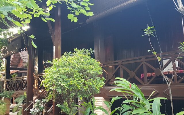 Sala Inpeng Bungalow