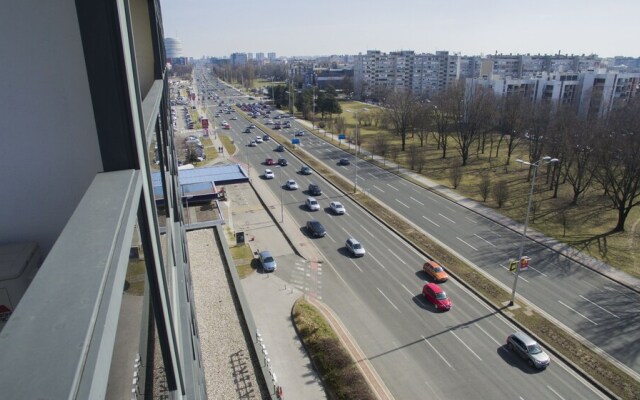 West Side Gallery Apartments
