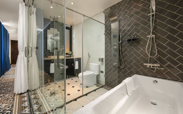 Carillon Boutique Hotel