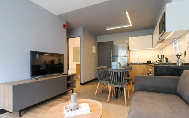 w Exceptional 2BR w Amazing View in San Isidro