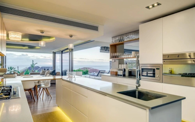 Incredible Camps Bay Villa With Five Bedrooms and Private Pool The Cheviots