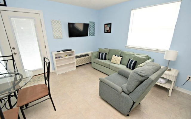 Moonraker 12 by RedAwning