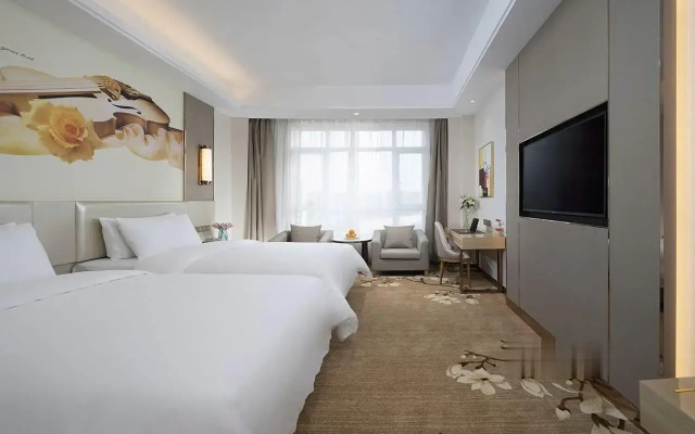 Vienna International Hotel (Wuhan Yangsi Port Yangtze River Bridge)