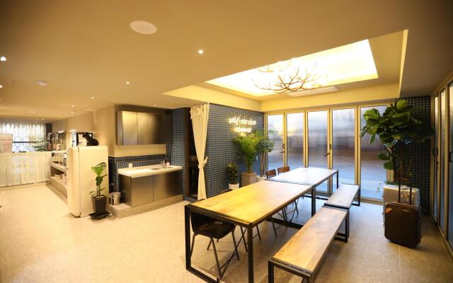 Boutique Hotel February SongJeong