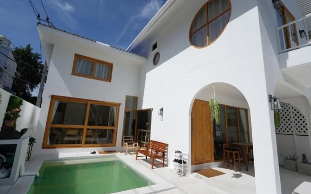 RIM HuaHin Villa By RoomQuest