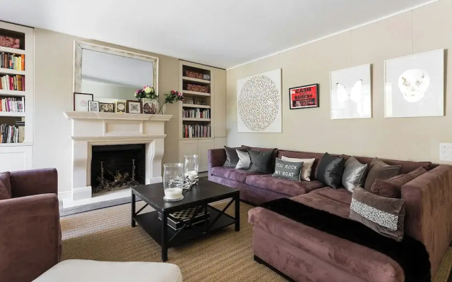 Holland Park Avenue VII by Onefinestay