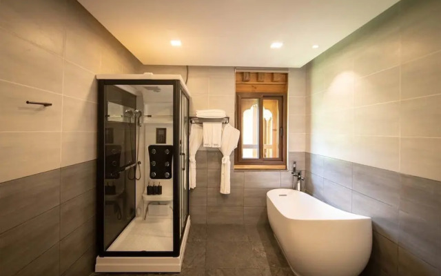 Rustic Roots Resort and Spa