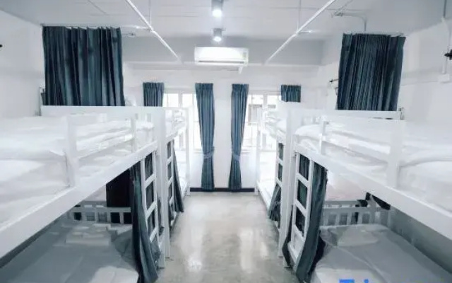 G5 Hostel
