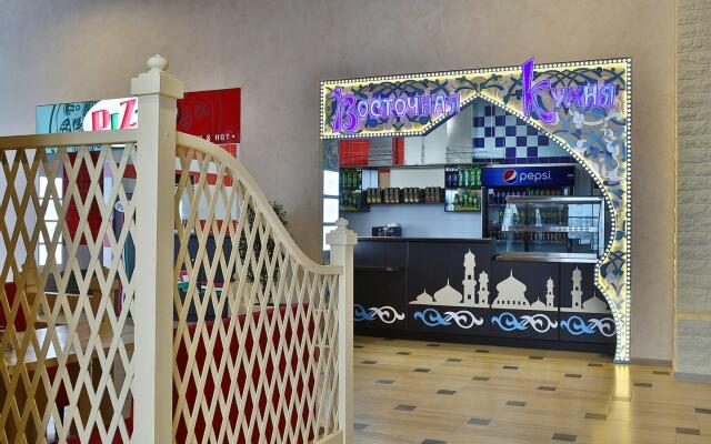 Heliopark Cruise Hotel