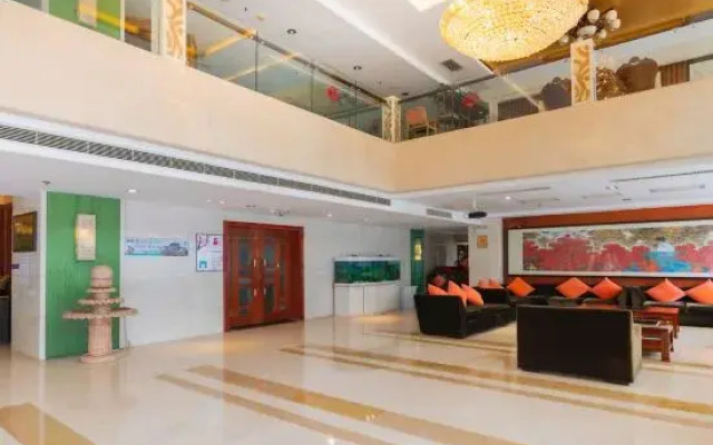 Qujing Yishi Yihe Hotel (Cuifeng Road, Qilin District)
