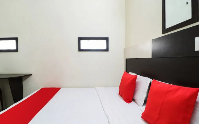Royal Guest House by OYO Rooms