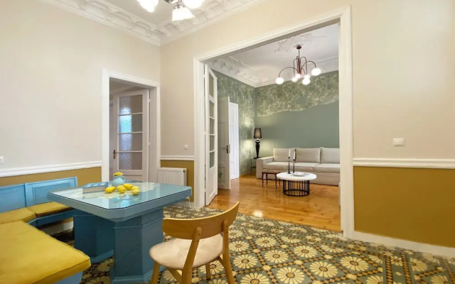 Live in Athens PANGRATI Fine Residence