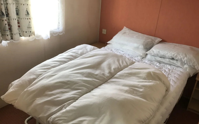 Rebecca Caravan Camber