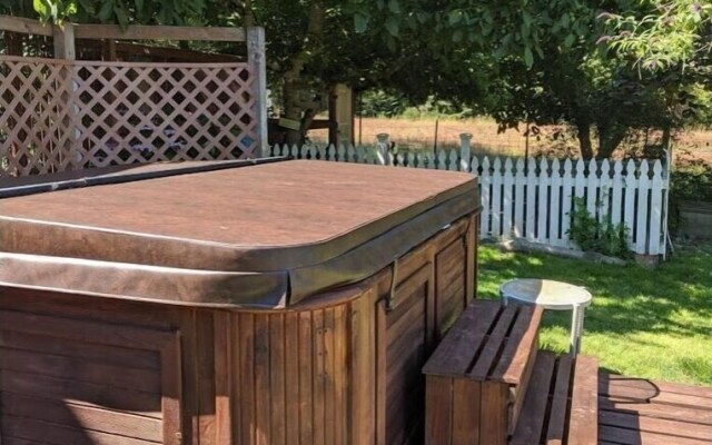 The Bluff on Whidbey B&B