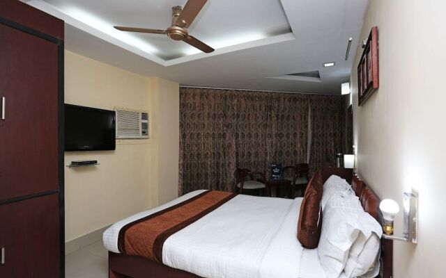 OYO 3049 near Railway Station