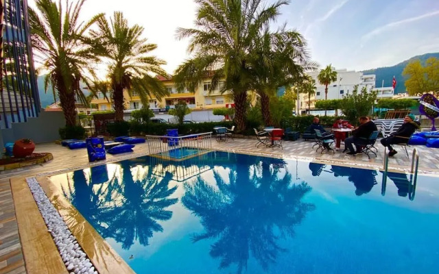 Siesta Apart Hotel