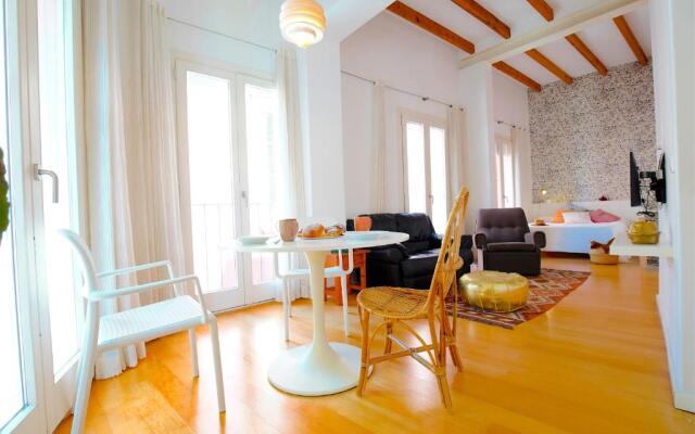 Hostal Montmari