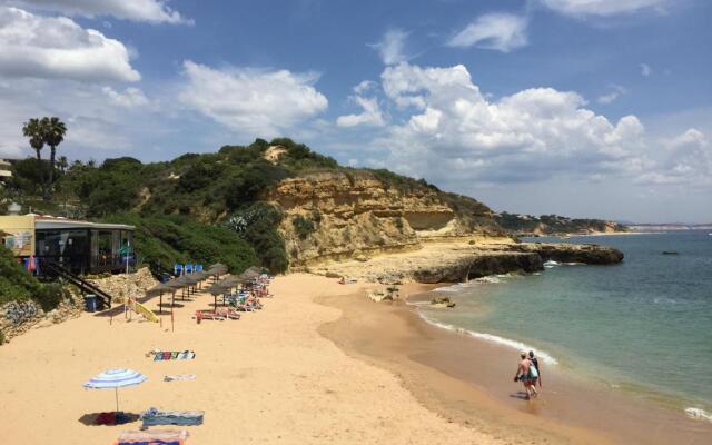 Alveiros Apartamentos Praia dos Aveiros