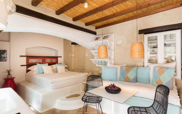 Kallos Villas & Suites