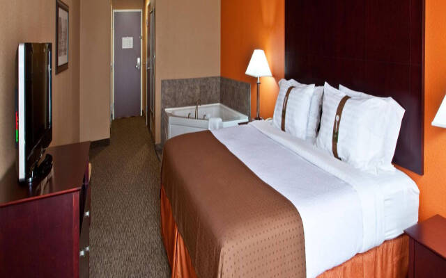 Holiday Inn Louisville Airport South, an IHG Hotel